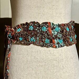 Tri-Costal • Brown/Beige/Blue • Floral • Beaded • Large/X-Large • Stretchy Belt
